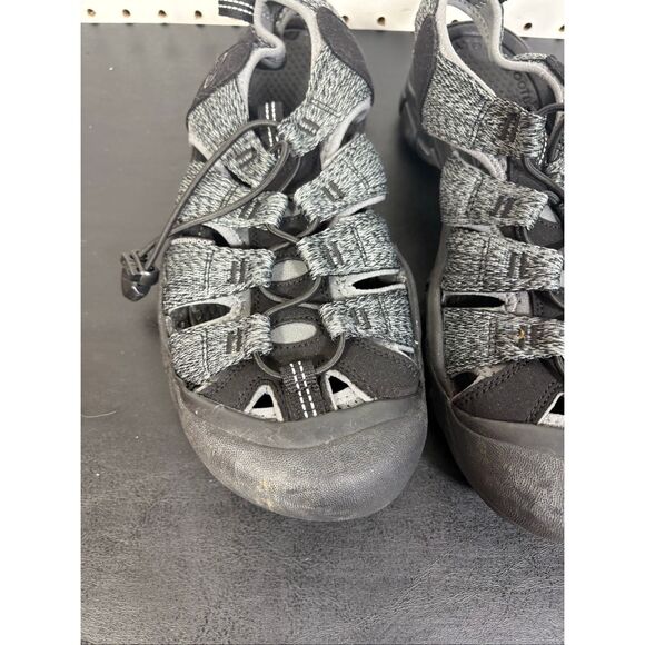 Keen Mens Newport H2 Sandals size 9 main image 6
